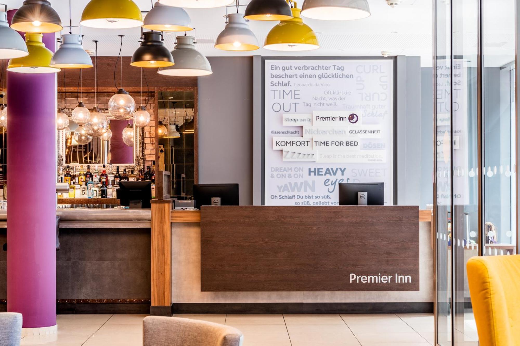 Premier Inn Hamburg City Millerntor Екстер'єр фото