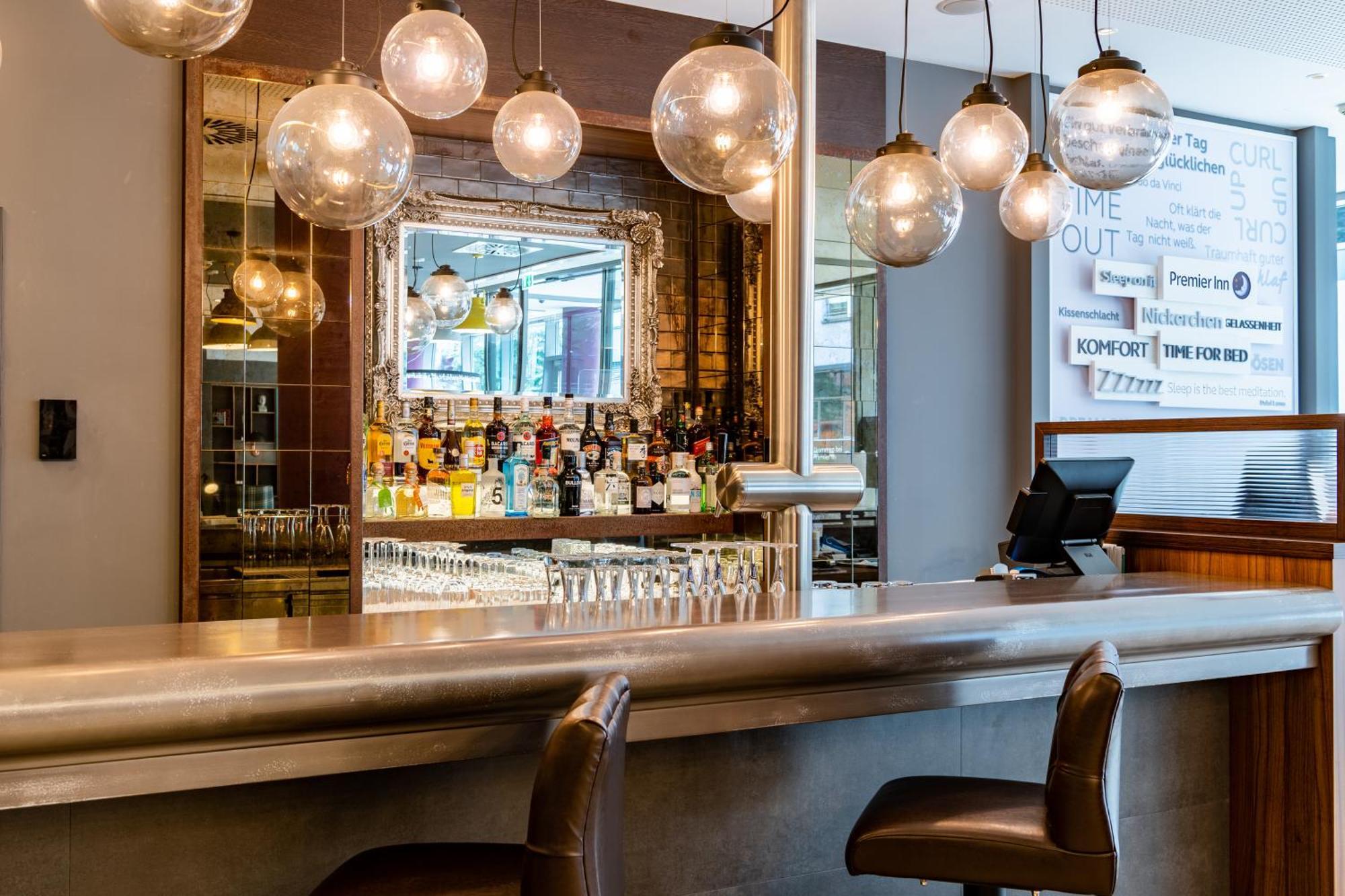 Premier Inn Hamburg City Millerntor Екстер'єр фото