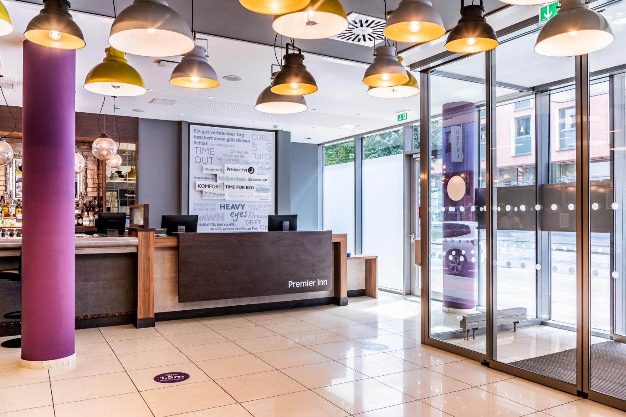 Premier Inn Hamburg City Millerntor Екстер'єр фото